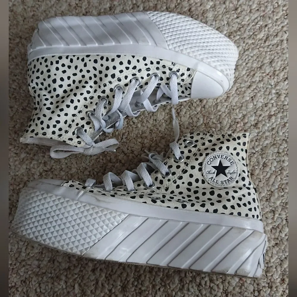 Converse Chuck Taylor All Star Lift 2X Platform Welcome to the Wild size 6